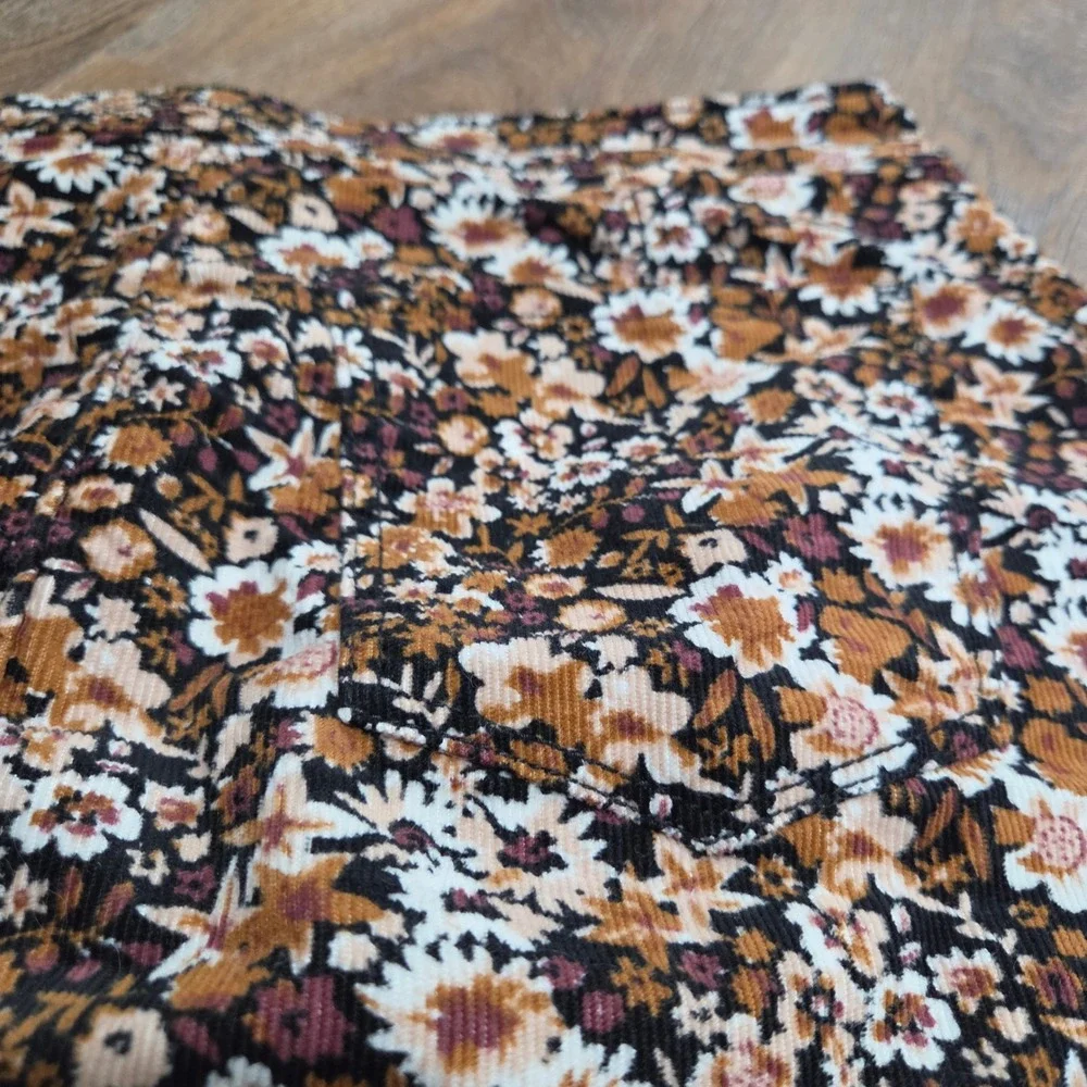 Arizona Jean Co Floral Corduroy Mini Skirt Front Zip Brown Tan Size 11